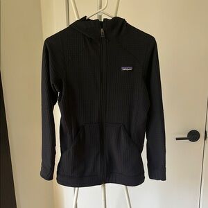 Patagonia Black Women's Lightweight Zip-up